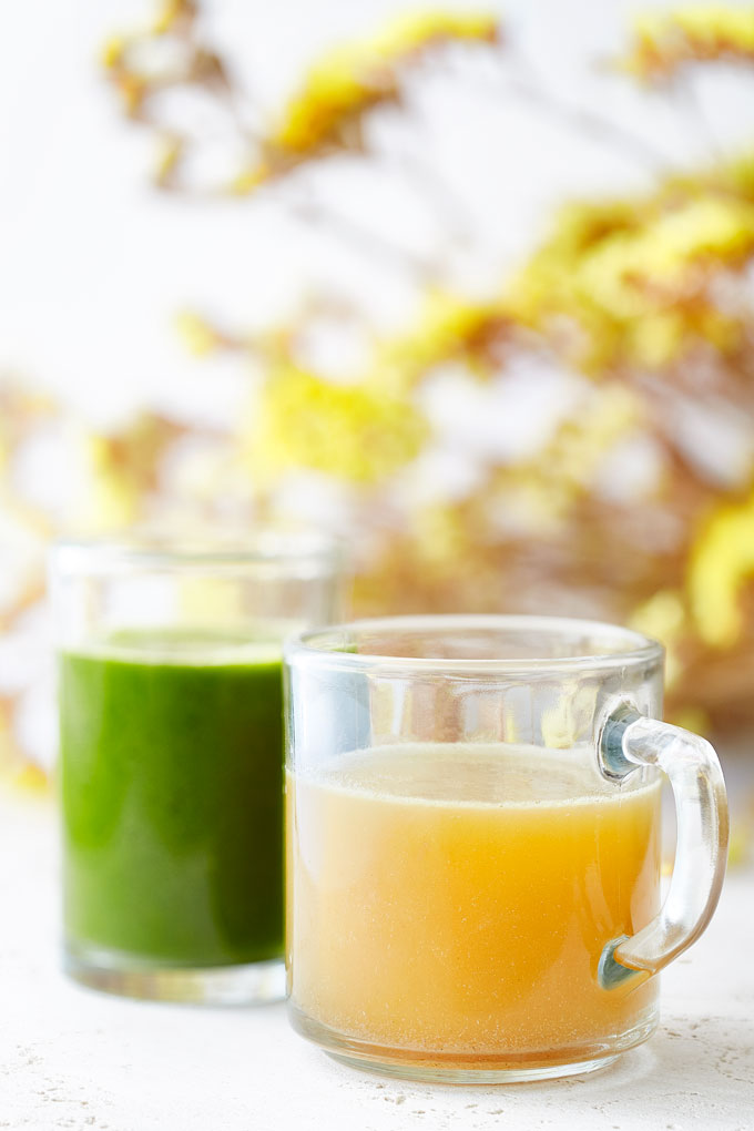 Combining Bone Broth & Juicing For A Balanced Springtime Cleanse